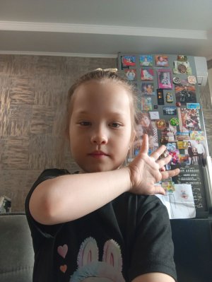 ребята, я приехала. из дачи. если вы знали, я была дача. с моими друзьями у нас четырнадцатый садик