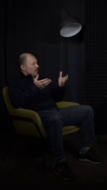 Это год дарккитченов