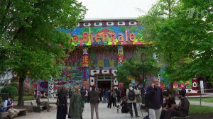 После четырехлетнего перерыва Россию пригласили принять участие в Венецианской биеннале.