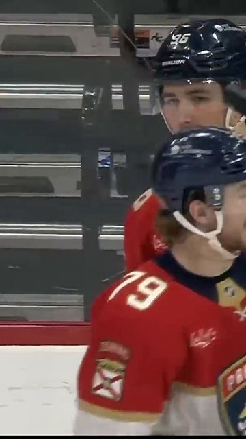 Cole Schwindt With A Goal Vs. Detroit Red Wings