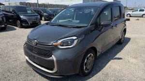 Toyota Sienta 1002988