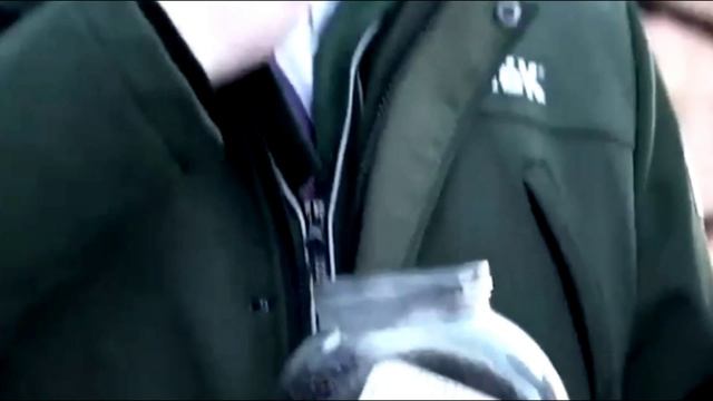 Президент Белоруссии Александр Лукашенко на дегустации икры