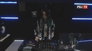 Miss Monique - Live @ Radio Intense 31.01.2017 [Progressive House]_480p
