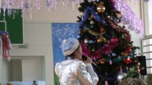 180)N ЁЛКА В ШКОЛЕ 2В