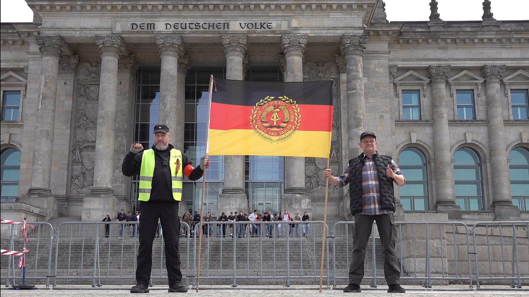 Es lebe die neue DDR! Berlin 18.04.2026