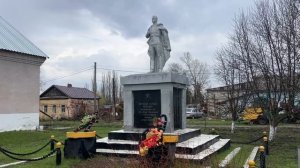 Ко Дню Победы Панков поможет отремонтировать мемориальный комплекс в Озерном