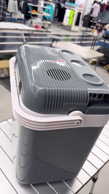 Термоконтейнер Outventure 32 л — бюджетный автохолодильник?