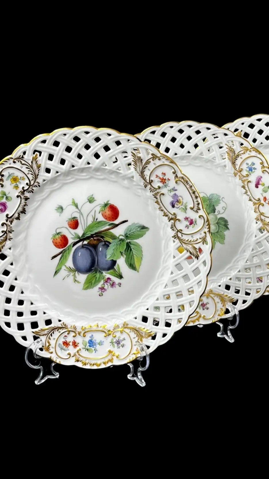 Декоративная тарелка Dresden 1843-1883 гг. / 154262.