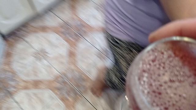 Шампанское из чёрной смородины