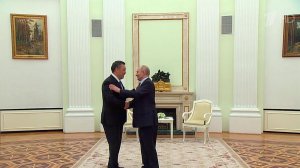 Владимир Путин встретился в Кремле с президентом Киргизии Садыром Жапаровым.