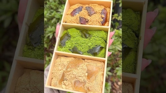 Трехцветные моти вараби, сияющие, как драгоценные камни.