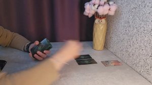 Он в раздумьях 🤔 Его Мысли,  Чувства,  Намерения ❤️