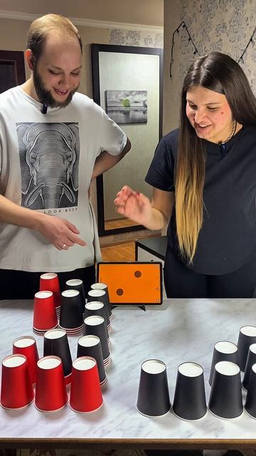 Закрой стаканчики соперника