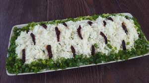 Лучшая замена оливье и шубе - салат с курицей, грибами и черносливом! 😍✨