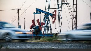 Экономист спрогнозировал откат нефти к $90 при прогрессе в диалоге США и Ирана