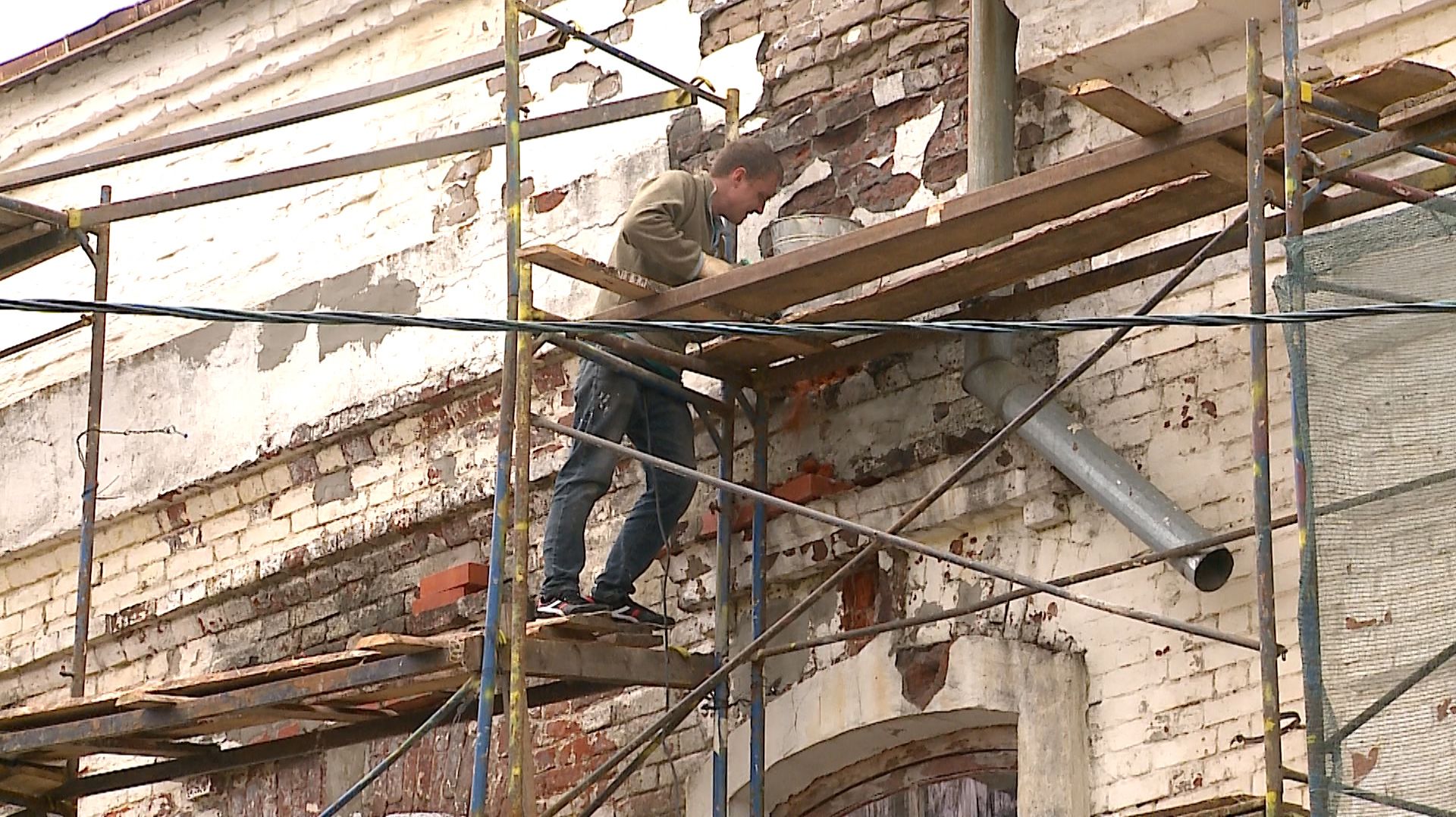 Рыбинск-40 СЕЗОН РЕМОНТА ФАСАДОВ НАЧАЛСЯ