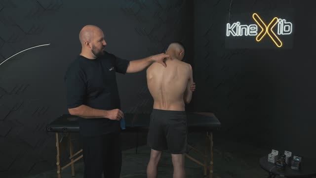 Тейпирование ромбовидной мышцы с KineXib: Королевская осанка и избавление от боли между лопатками