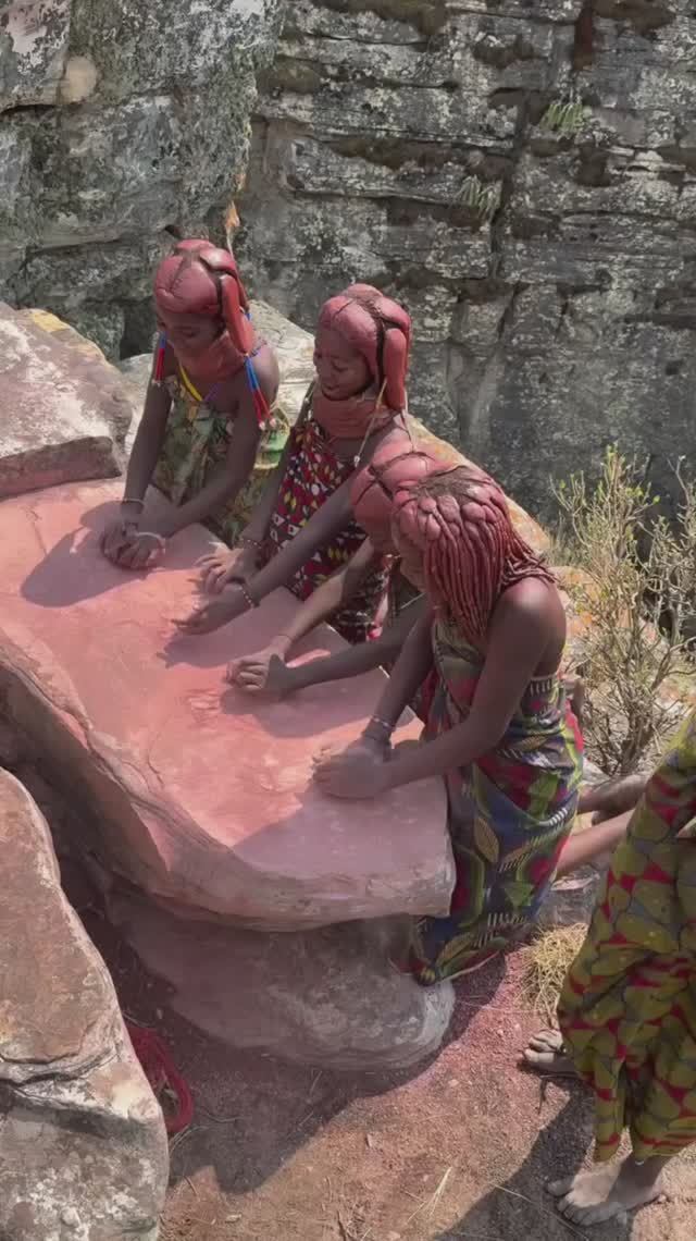 В конце видео описание.