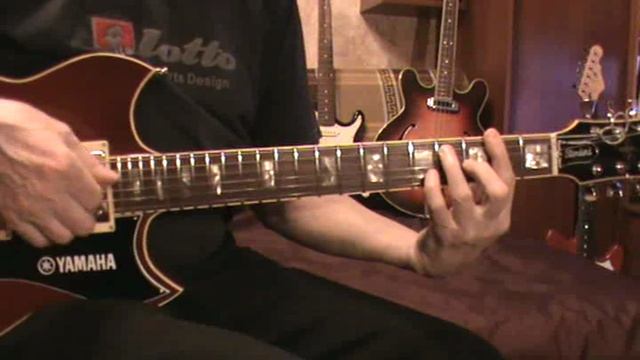 А в нашем классе есть мальчишка-Е. Осин как играть на гитаре аккорды