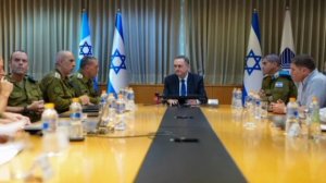 🇮🇱 Израиль готов возобновить войну против Ирана, ждем сигнала от США — Кац

Мы ждем «зеленого свет