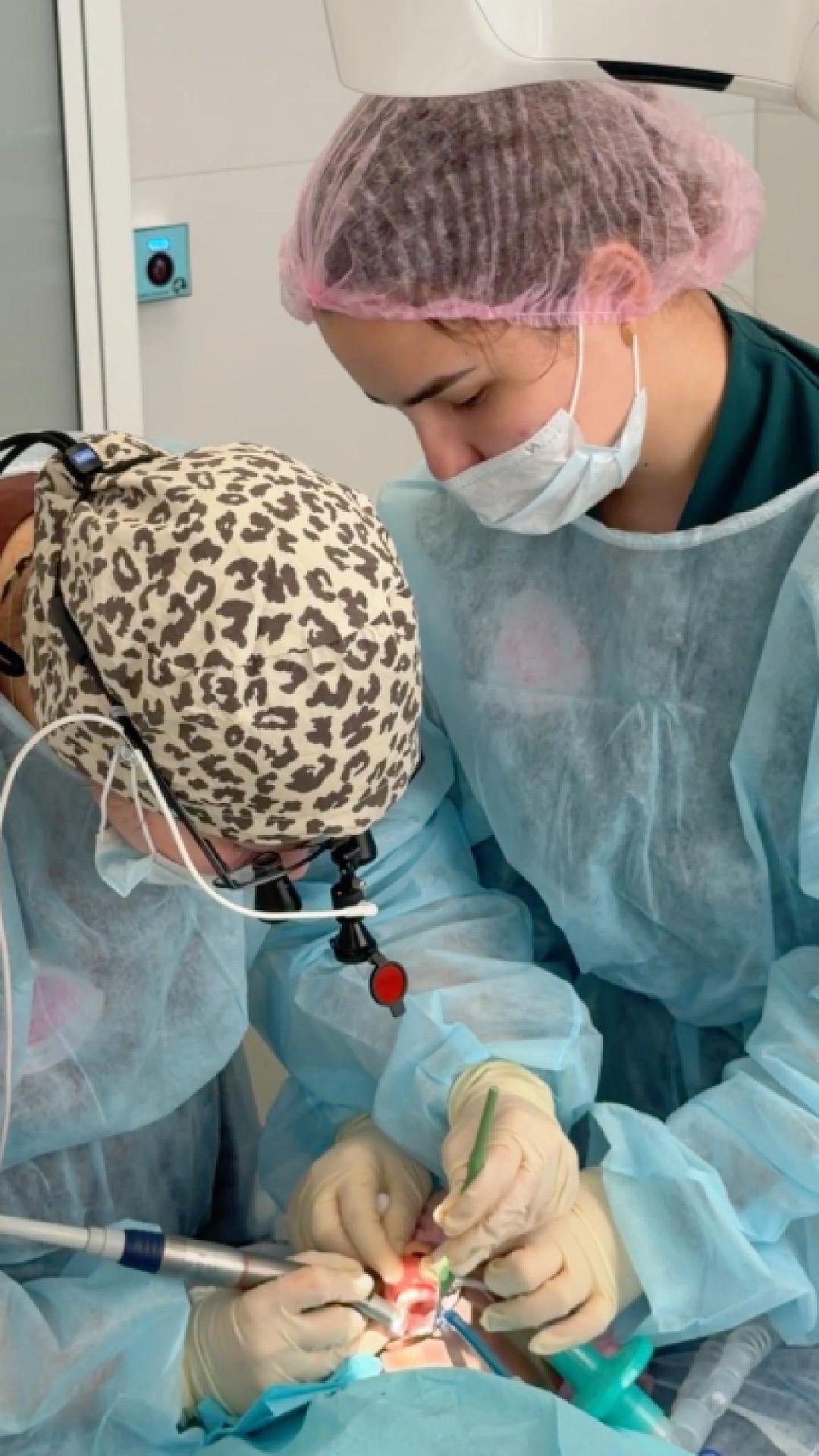 Как проходит лечение зубов детям под наркозом