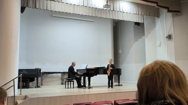 Этюд в манере свинга.