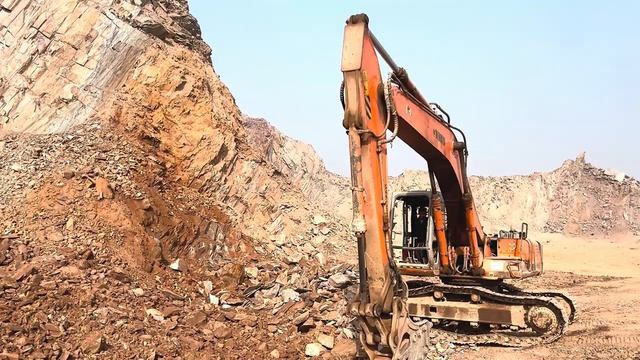 HILL DESTRUCTION： How to Break a Hill with an Excavator Machine! #excavators #stonemachinery #jcb