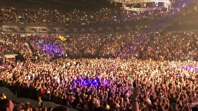 Макс Корж  Концерт в Питере  12000 зрителей official video