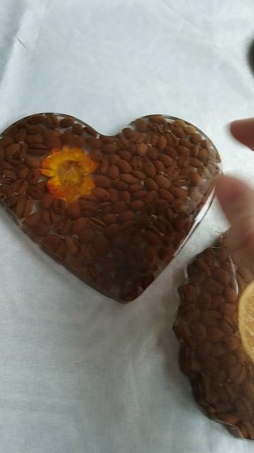 Как использовать подставки из эпоксидной смолы