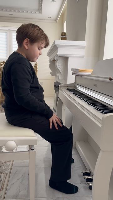 Как меняется музыка при использовании педали: демонстрация