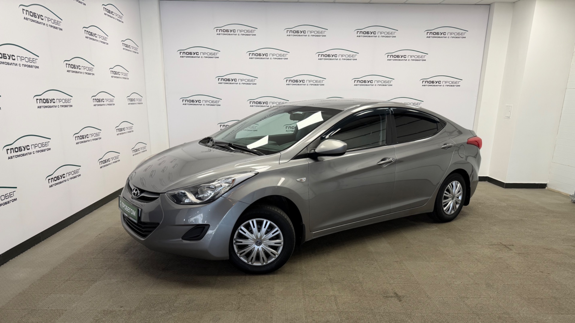 Видео презентация автомобиля Hyundai Elantra 2011