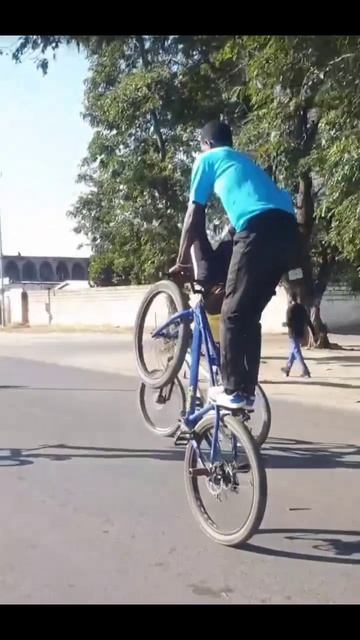 Экстремальные велотрюки 🙃