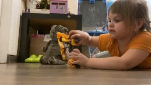 Бамблби спасает весь мир