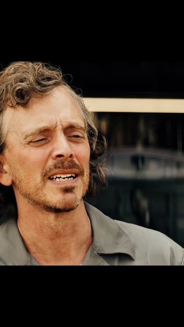 Ричер меняет Бэнтли на раздолбанный минивэн🚗