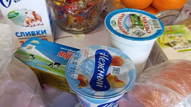 Купили немного продуктов
