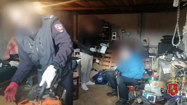 Сотрудники уголовного розыска раскрыли серию краж имущества из гаражей в городе Радужном