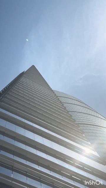 Мехико.птица на меня не насрала,это были мойщики стекол.жаль.Говорят,что птичье дерьмо к счастью