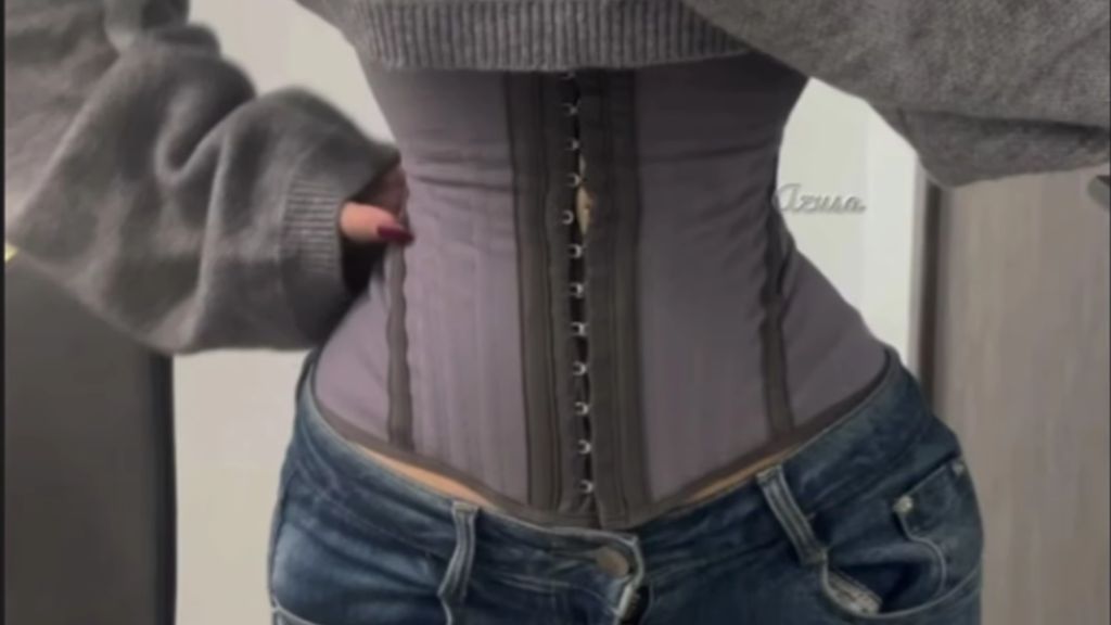 Одержимость Китая осиной талией