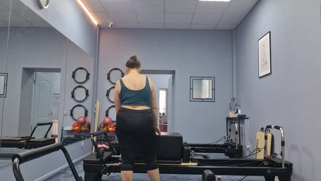 КЛАССНЫЕ ДВИЖНЕНИЯ ЧТОБЫ ПРОДЛИТЬ МОЛОДОСТЬ И СОХРАНИТЬ ЗДОРОВЬЕ. ПИЛАТЕС РЕФОРМЕР. ДЕЛАЙ СО МНОЙ