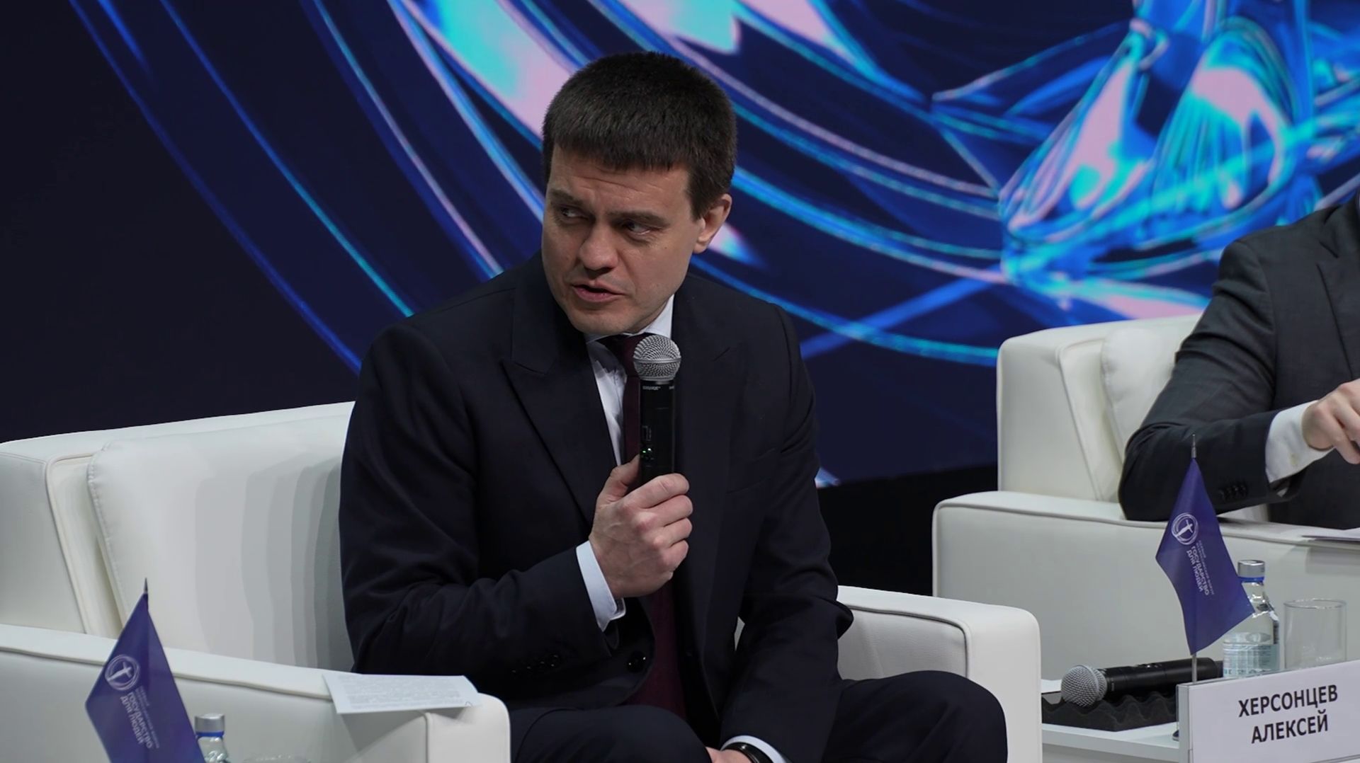 НА ПОЛЯХ ПЕРВОГО ВСЕРОССИЙСКОГО ФОРУМА «ГОСУДАРСТВО ДЛЯ ЛЮДЕЙ» ПОДПИСАНО ПЕРВОЕ СОГЛАШЕНИЕ