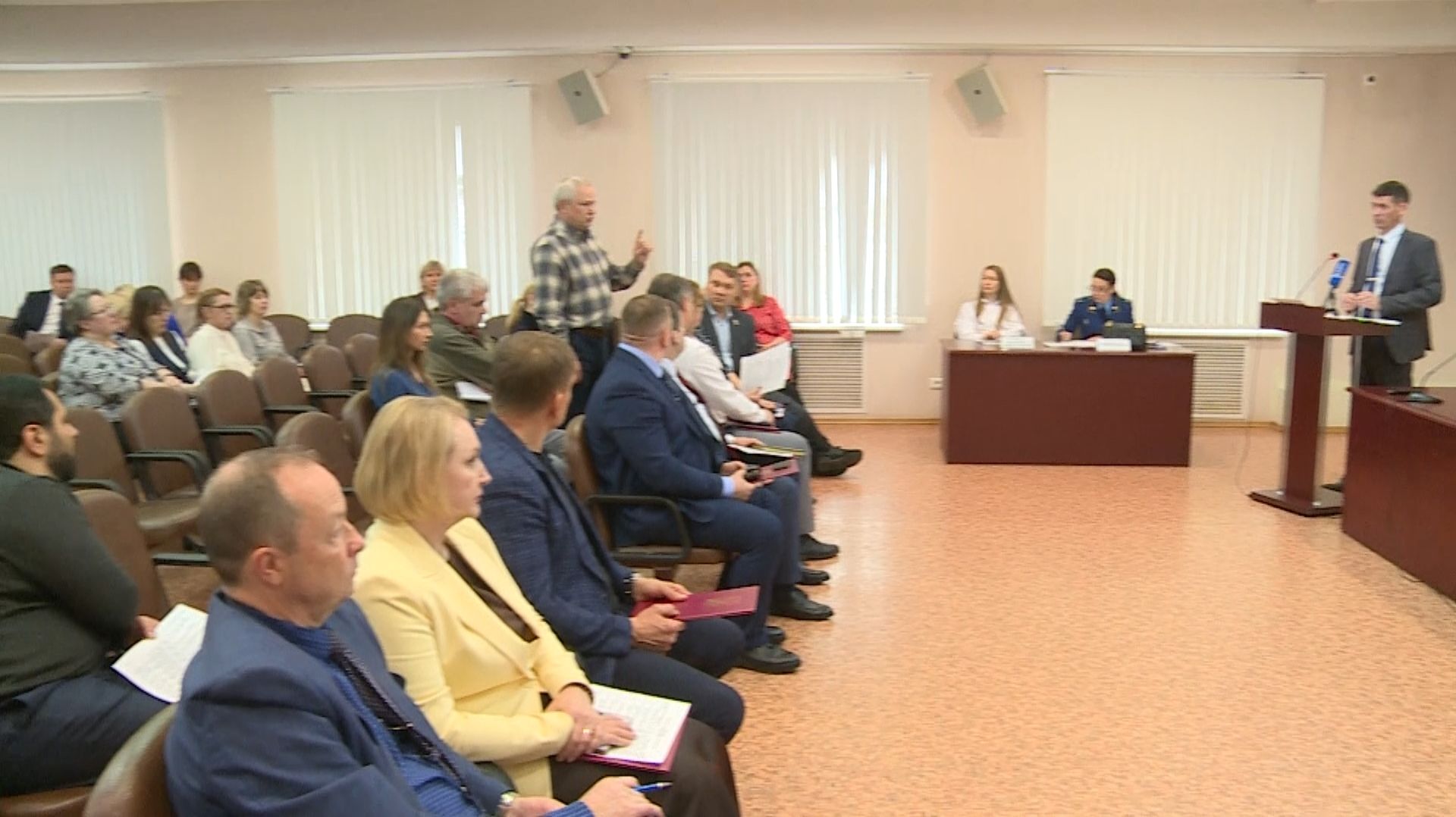 Депутаты обсудили изменения в бюджет. Что решили