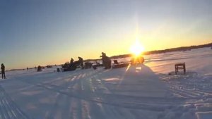 ВОТ ЭТО КЛЁВ!ПОДКИДЫВАЕТ БЛЕСНУ НОСОМ А ПОТОМ ХВАТАЕТ!НА УТРЕНЮЮ ЗАРЮ КЛЮЮТ КАБАНЫ С ЧЁРНОЙ СПИНОЙ!