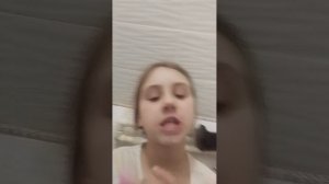 пользуюсь двумя пастами для зубов