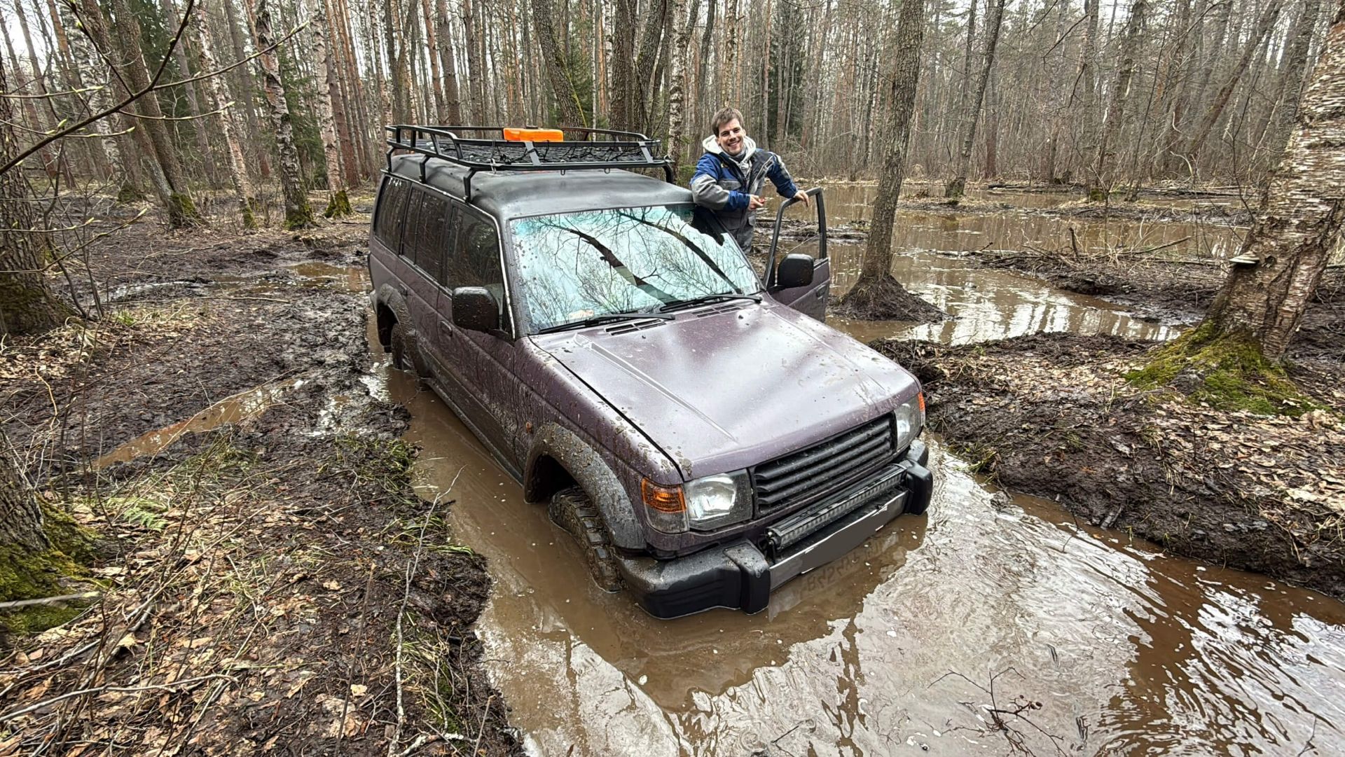 Аномальные зоны Шатуры: ночной заплыв TANK 300 Arctic Trucks, Pajero и др