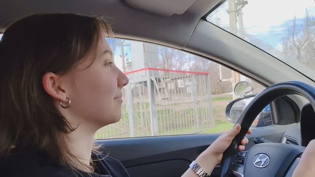 Вождение с нуля: первый выезд в город. Учимся управлять машиной и оценивать дорожную обстановку