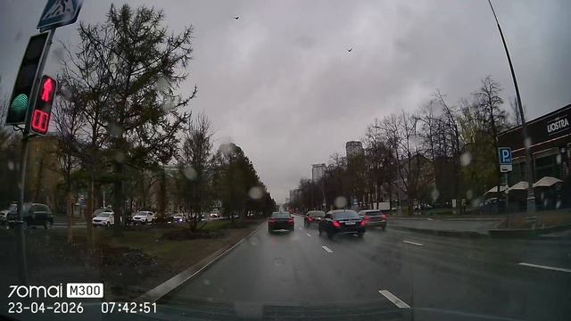 Mercedes S Н585СК797 и А063НС777 опасное вождение
Москва,  ул. Профсоюзная 
55.687357, 37.573231