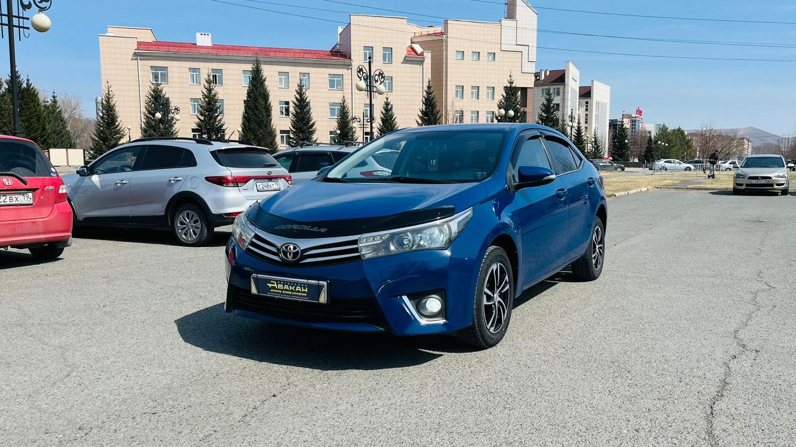 Toyota Corolla, 2013 год