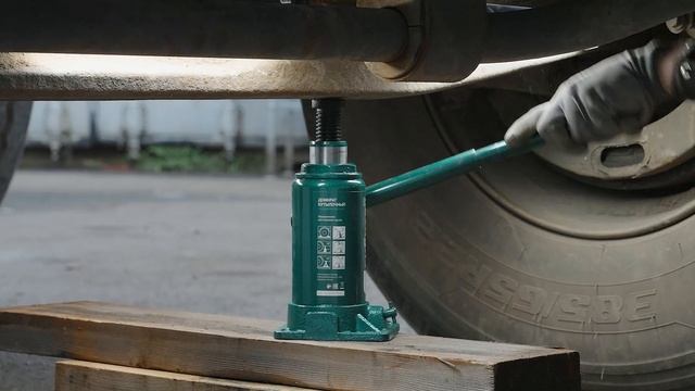 Домкрат гидравлический бутылочный СИБРТЕХ 8 т 180-350 мм 50805