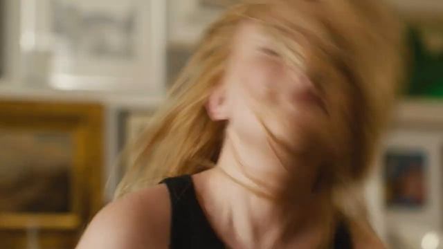 LEVI'S - Dimz Dances in Denim (Amelia Dimoldenberg) (2024)