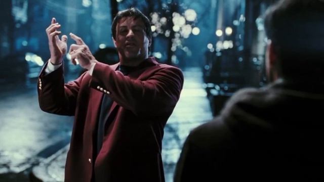 Совсем не важно, как ты ударишь, а важно какой держишь удар!